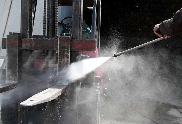 Best Warehouse Cleaning  in Nelsonville, OH